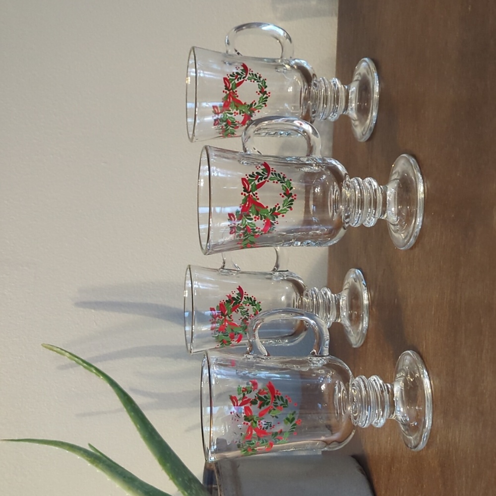 1980's Libby Holiday Glassware set of 4